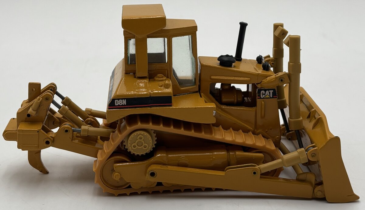 ARPRA Supermini 1:50 CAT D8N Dozer EX/Box