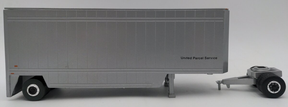 UPS 1:42 Scale DieCast Feeder Trailer With Trailer Hitch VG/Box