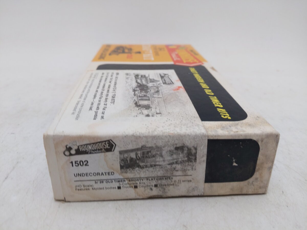 Roundhouse 1502 HO Scale Old Timer Flatcar Kit (3 in 1) EX/Box
