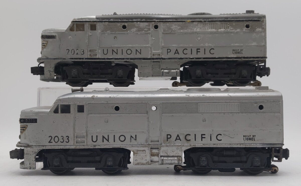 Lionel Vintage O Union Pacific Alco AA Diesel Locomotives: 2023, 2033 [2]