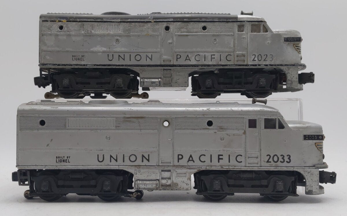 Lionel Vintage O Union Pacific Alco AA Diesel Locomotives: 2023, 2033 [2]