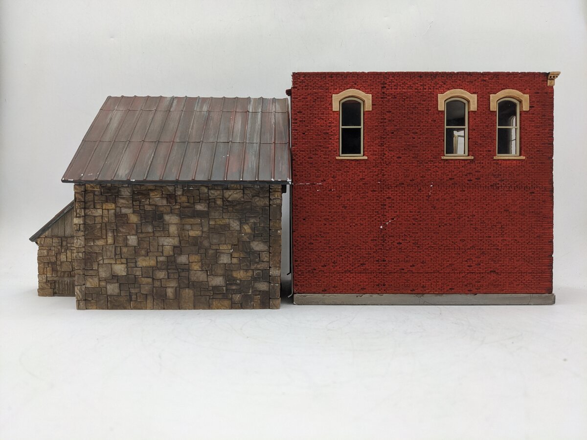 O Scale Assorted Buildings [2] VG