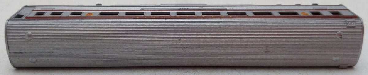 Arnold 5204 N Scale Pennsylvania Railroad Coach Car Passenger #4022 EX/Box