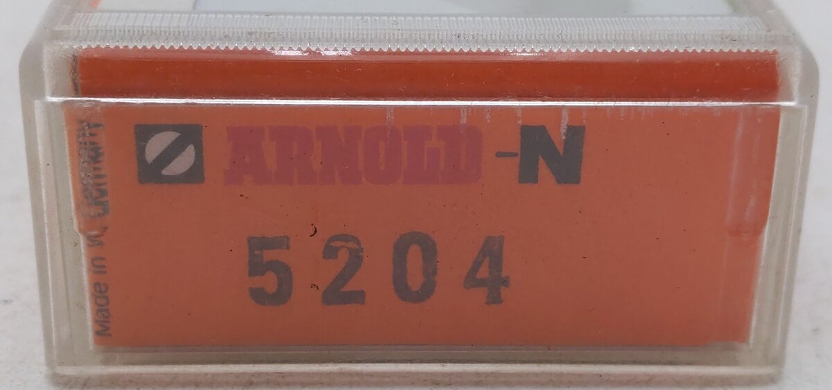 Arnold 5204 N Scale Pennsylvania Railroad Coach Car Passenger #4022 EX/Box
