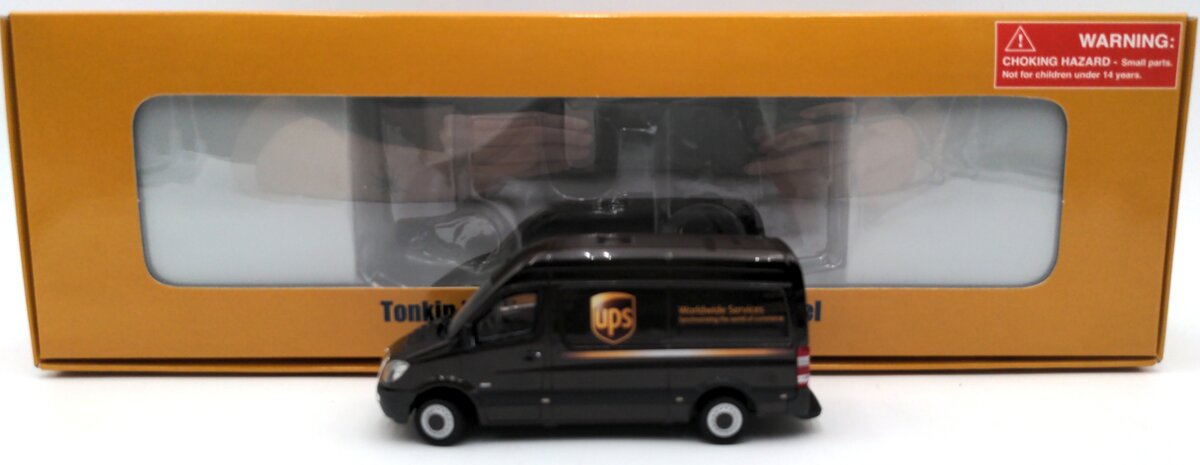 Tonkin 12-0050-01 1:50 UPS - Freightliner Sprinter Delivery Van VG/Box