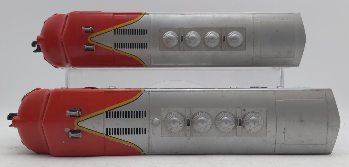 Lionel 2353 Vintage O Santa Fe F-3 AA Diesel Locomotive Set #2353 VG/Box