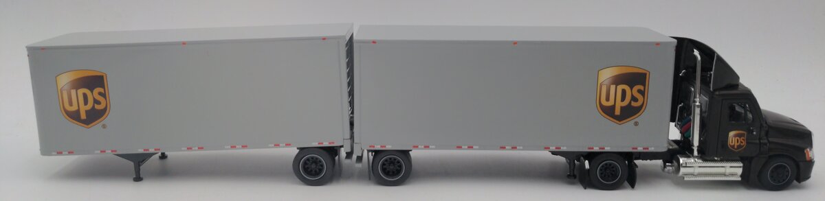 Trucks N' Stuff 1:53 Diecast Freightliner Cascadia Daycab w/ 28" Double Trailers/Box