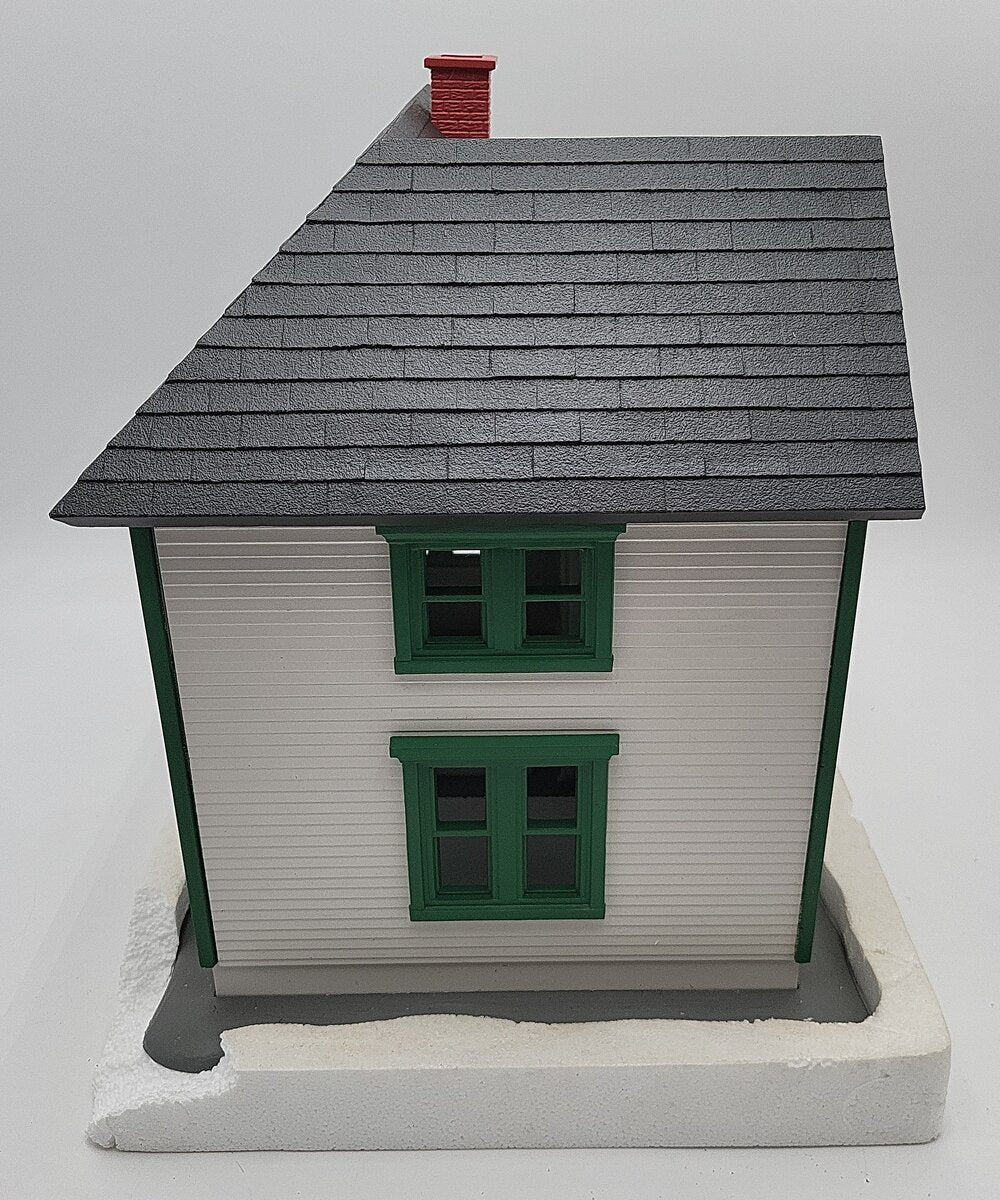 Aristo-Craft ART-7203 G Scale Farm House- White with Green Trim VG/Box