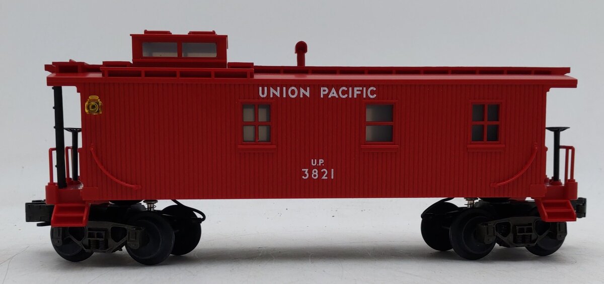 MTH 30-7702 O Gauge Union Pacific Caboose #3821 LN/Box