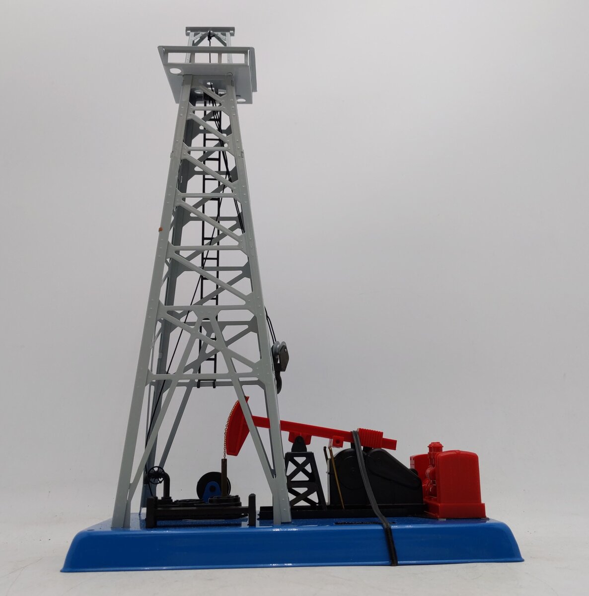 Lionel 6-12930 O Gauge Lionelville Oil Derrick EX/Box
