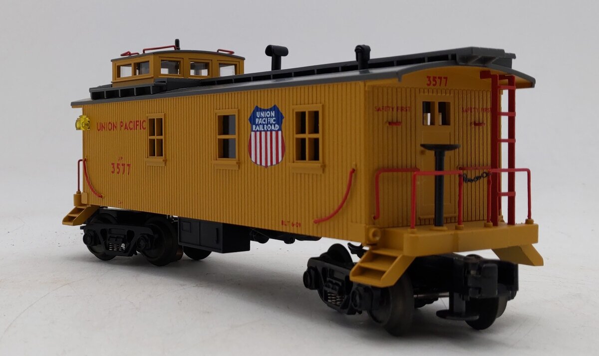 MTH 30-8505 O Gauge Union Pacific Die-Cast Illuminated Caboose #3577 LN/Box