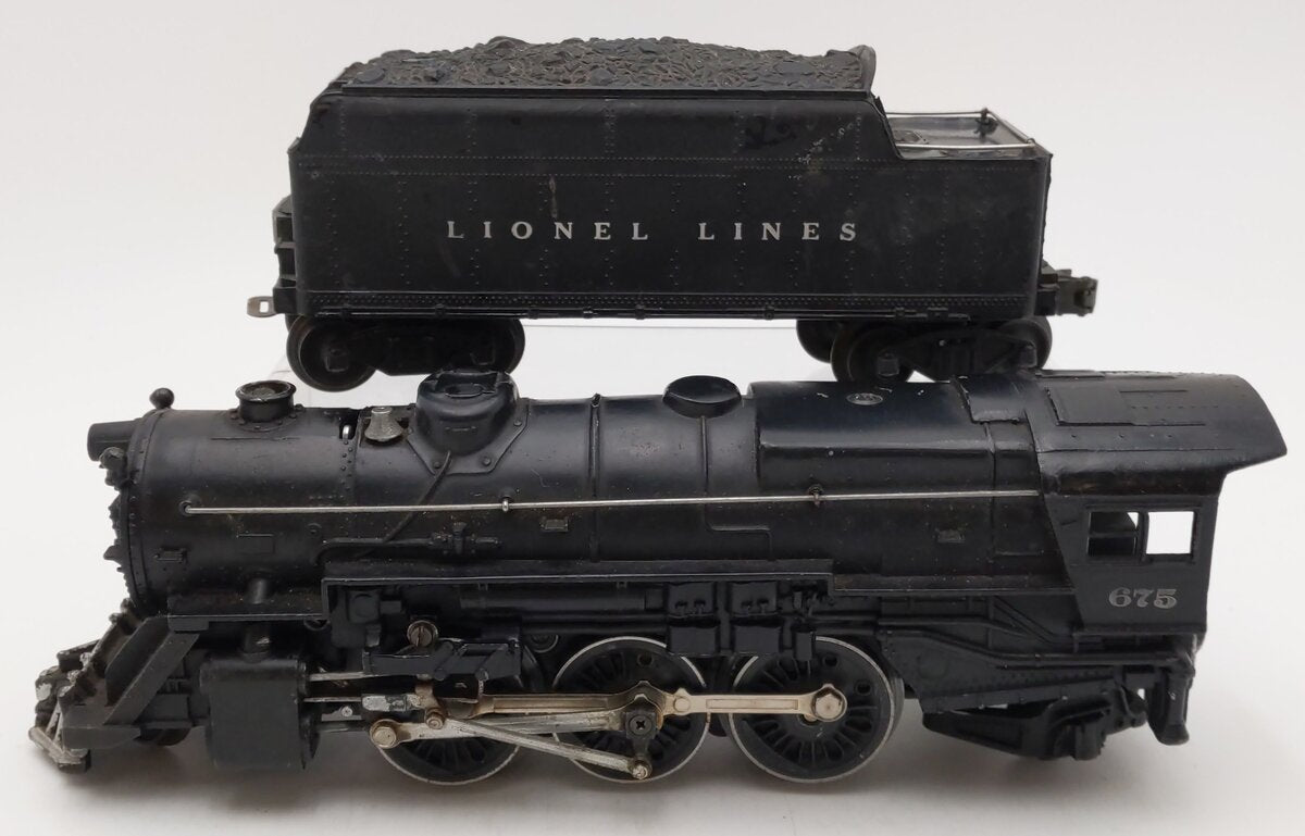Lionel 675 Vintage O 2-6-2 K-4 Pacific Diecast Steam Locomotive & 2466WX Tender