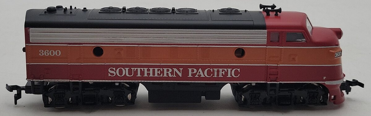 Mantua 423-011 HO Southern Pacific F-7A Diesel Locomotive #3600 LN/Box