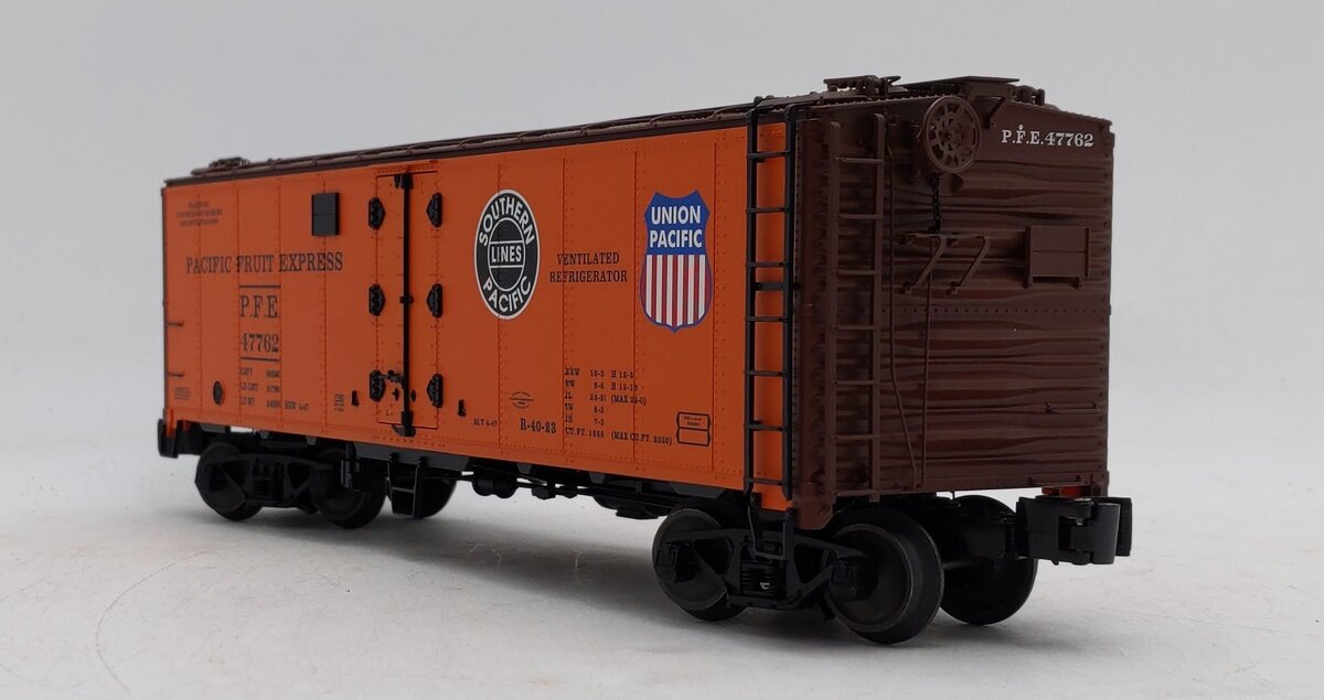 Lionel 6-17383 O Gauge Pacific Fruit Express Steel-Sided Refrigerator Car #47762 LN/Box