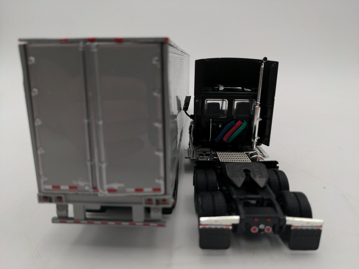 Trucks N' Stuff 1:53 Scale Diecast Freightliner Cascadia Daycab With GDC LN/Box