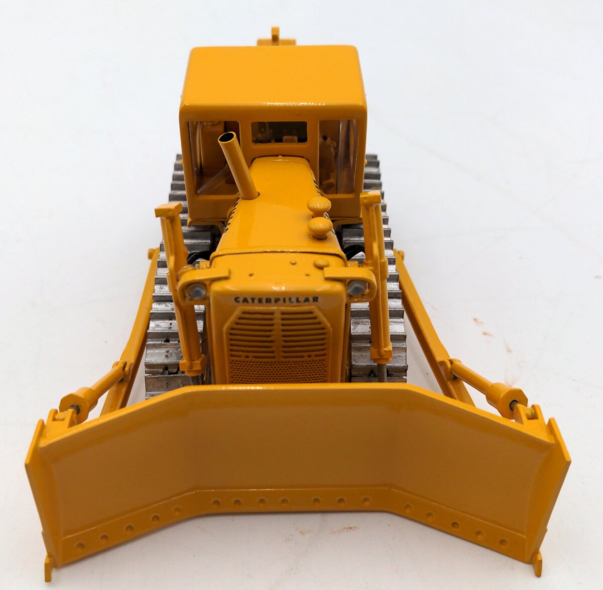 EMD N097 1:50 Scale D9 Dozer w/ Kelly Ripper EX/Box