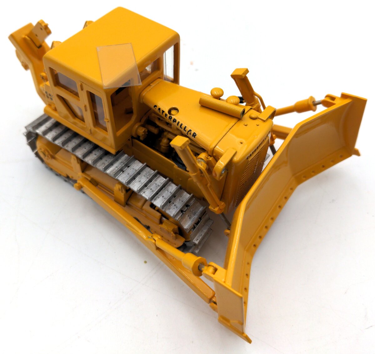 EMD N097 1:50 Scale D9 Dozer w/ Kelly Ripper EX/Box