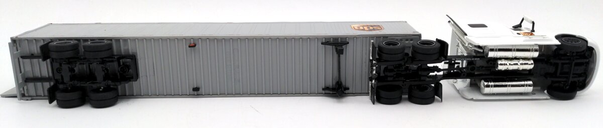 Trucks N' Stuff 1:53 Scale Diecast International Prostar With GDC VG/Box