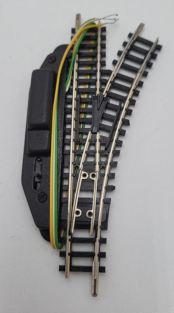 Aurora 4963 N Scale Right Hand Remote Switch LN/Box