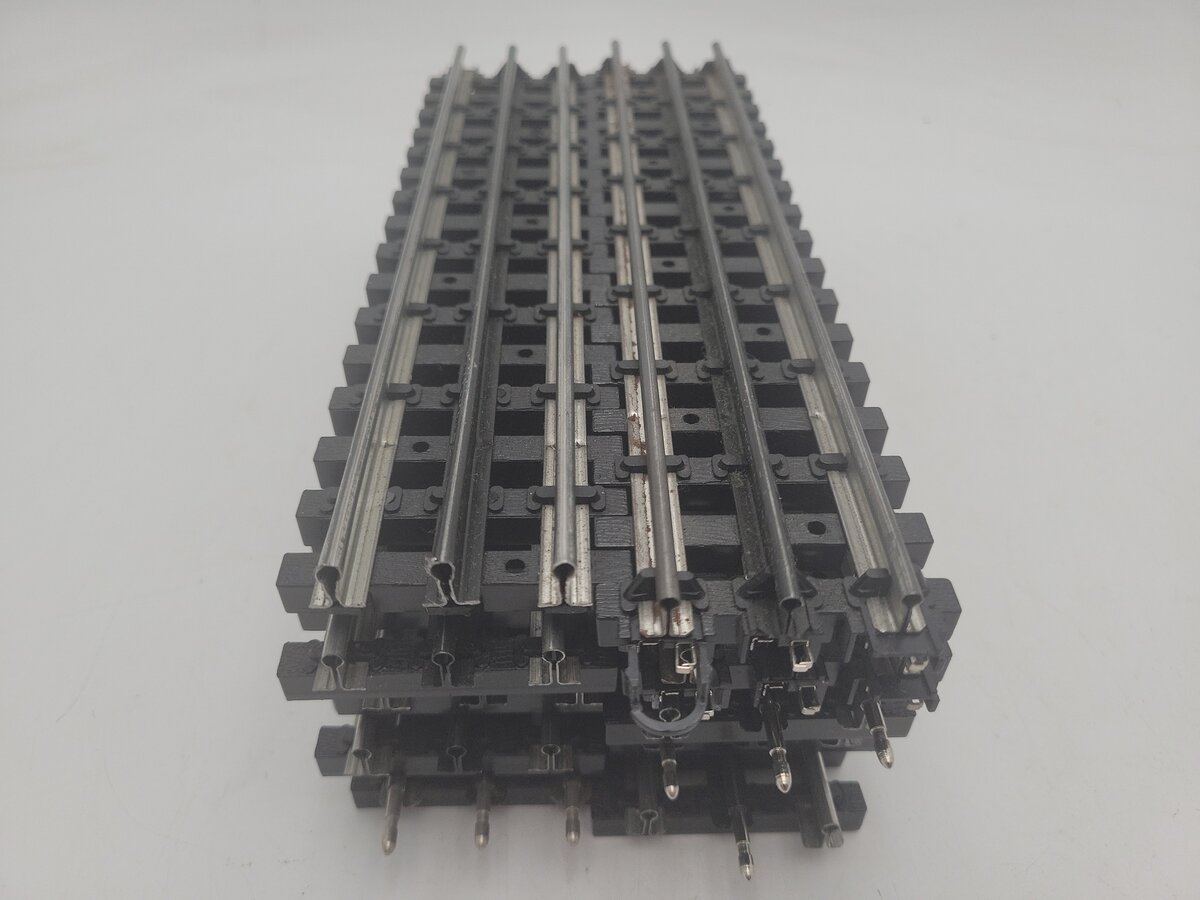 K-Line K-0636 O Shadow Rail 10" Straight Track Section (10) VG