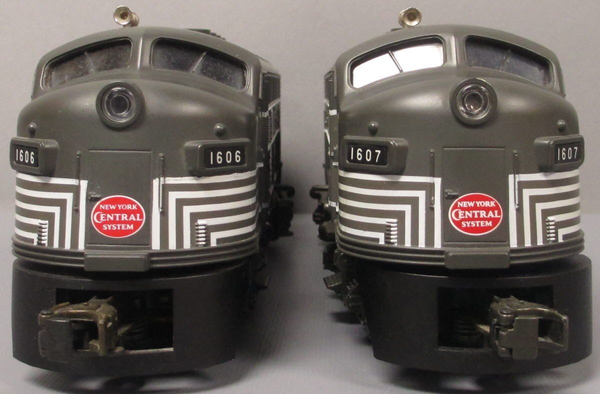 MTH 30-2001-0 NYC F-3 AA Diesel Engine Set w/Horn #1607/1606 LN/Box