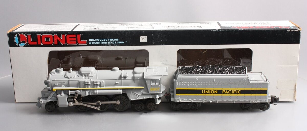 Lionel 6-18607 O Union Pacific 2-6-4 Gray Steam Locomotive &Tender #8607 EX/Box