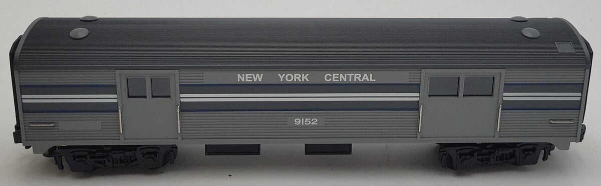 MTH 30-6020 New York Central Streamlined Baggage Car #9152 LN/Box