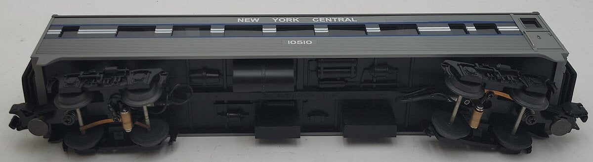 MTH 30-6021 New York Central Streamlined Passenger Car #10510 LN/Box