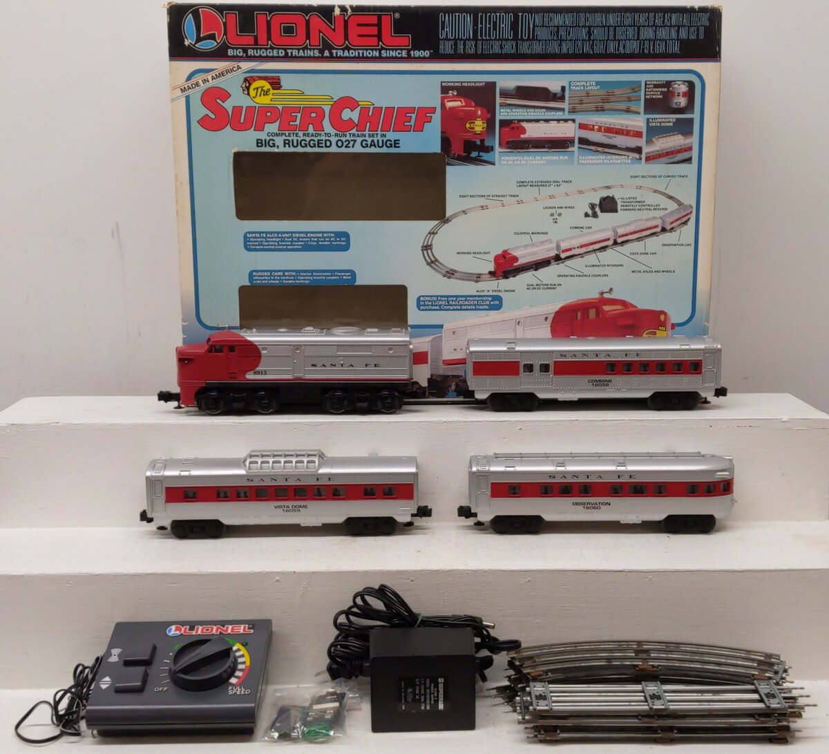 Lionel 6-11739 O Gauge Santa Fe Super Chief Diesel Passenger Train Set VG/Box