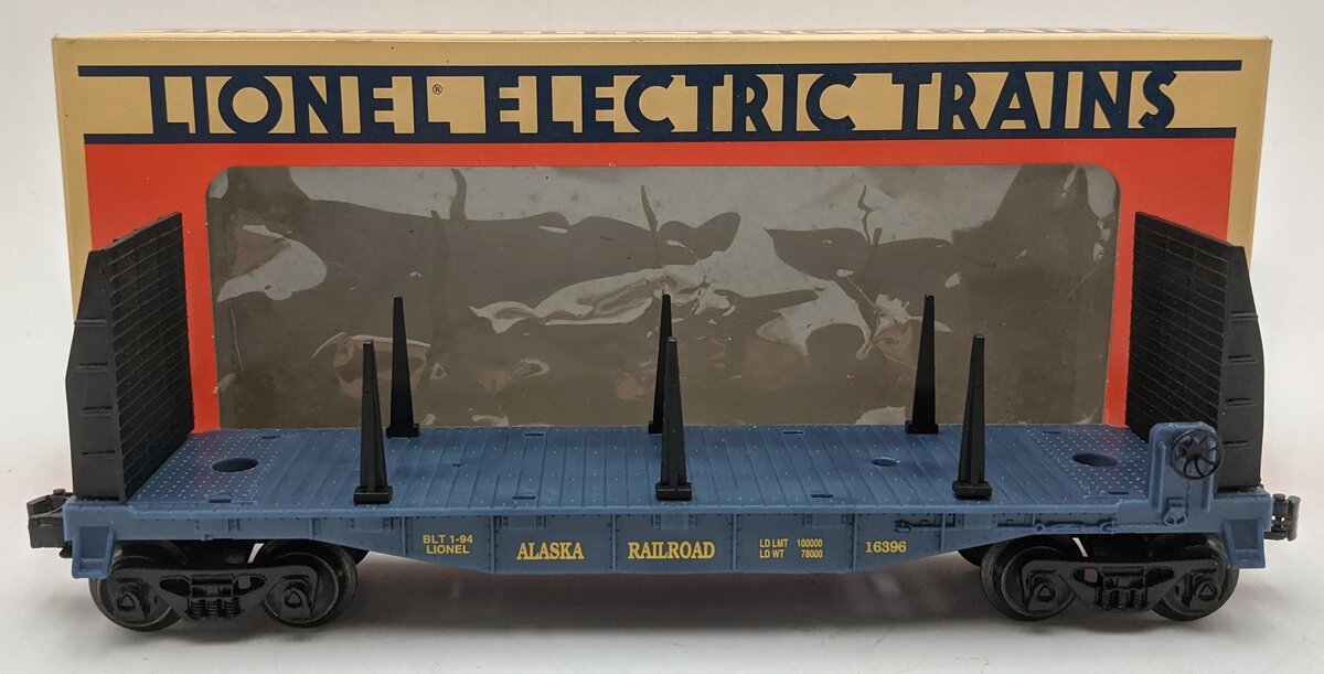 Lionel 6-16396 O Gauge Alaska Railroad Flatcar with Bulkheads and Stakes EX/Box