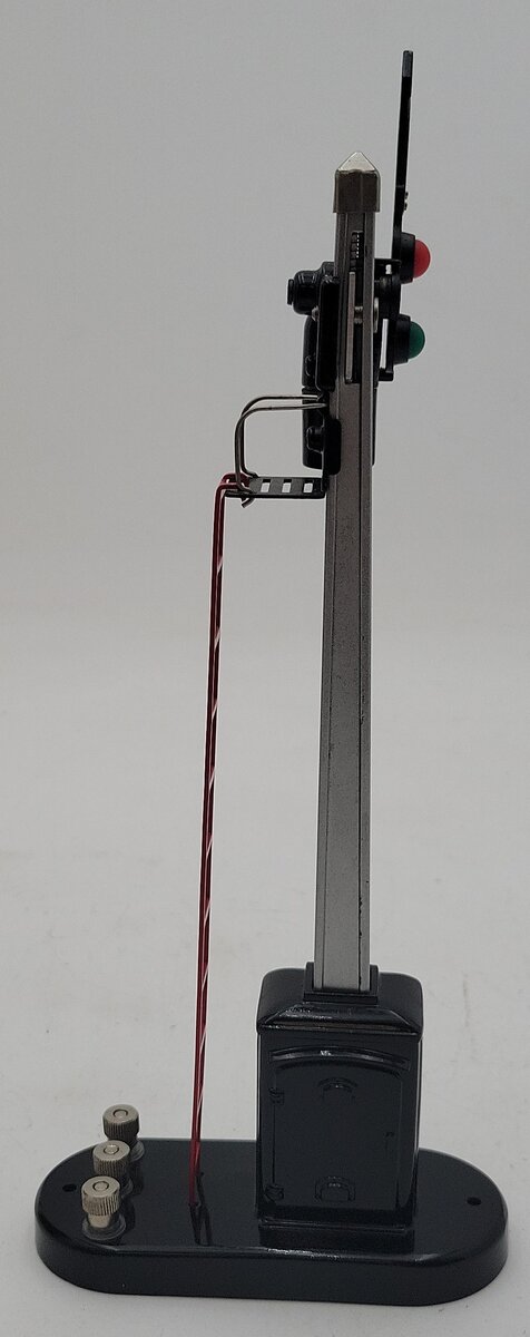 MTH 30-1035 O Operating Semaphore #151 LN/Box
