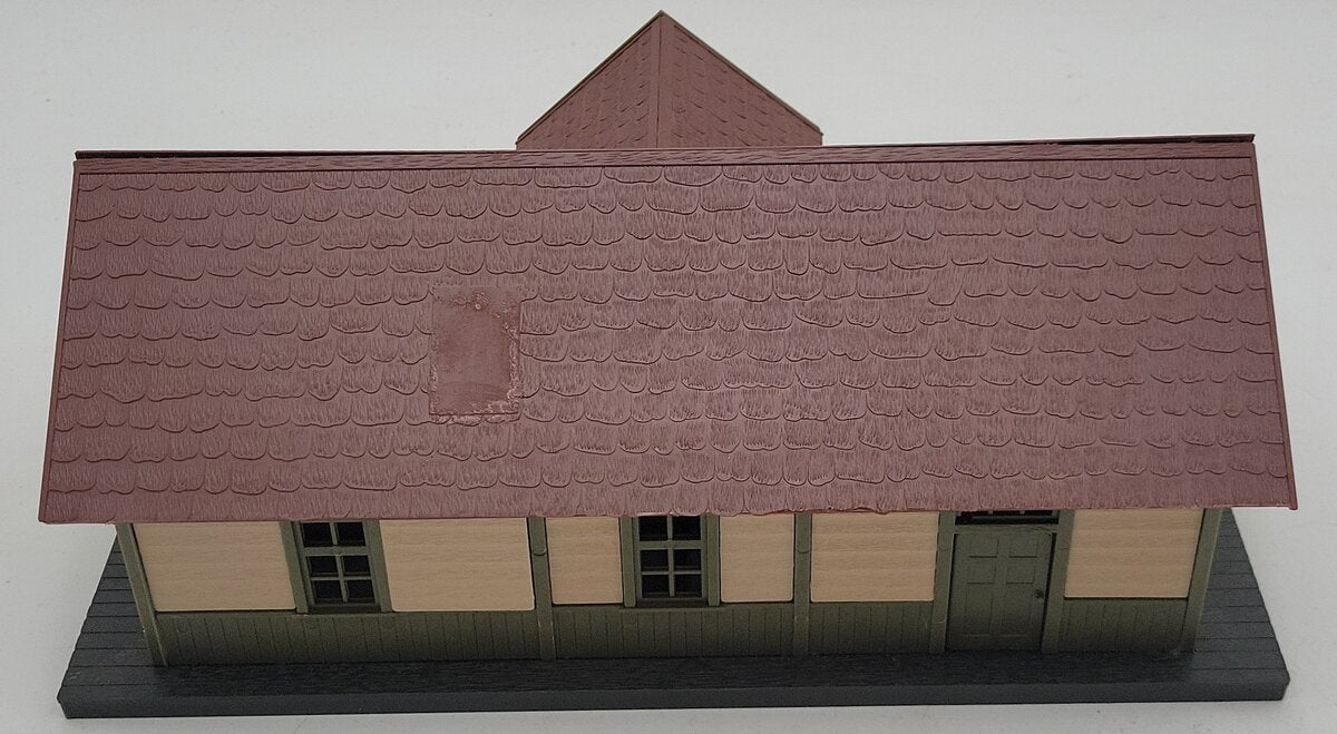 Lionel 6-12734 Passenger/Freight Station - Assembled EX