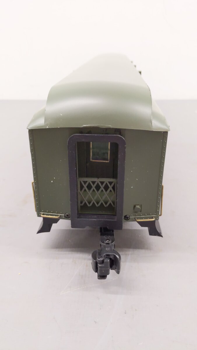 Aristo-Craft 31300 G Undecorated Heaveyweight Pullman Green with Metal Wheels  EX/Box