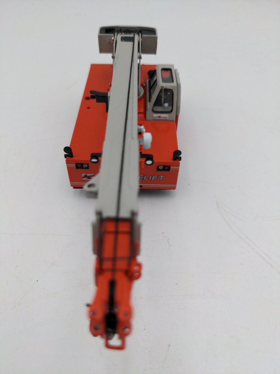 Sword Models SW2017-O 1:50 Scale Orange Shuttlelift 5540F Carrydeck Diecast