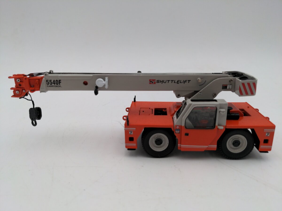 Sword Models SW2017-O 1:50 Scale Orange Shuttlelift 5540F Carrydeck Diecast