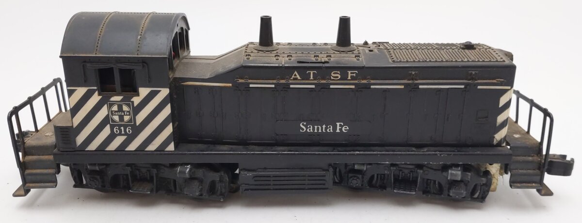 Lionel 616 Vintage O AT&SF NW-2 Powered Diesel Locomotive VG