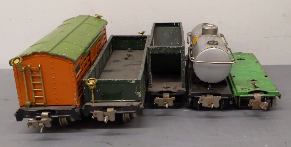 Lionel Vintage O Gauge Freight Cars: 651, 654, 803, 812, 813 [5] VG