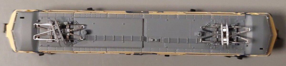 Rokuhan T008-2 Z Scale Japanese National Railways EF66 Electric Locomotive #6620 LN/Box