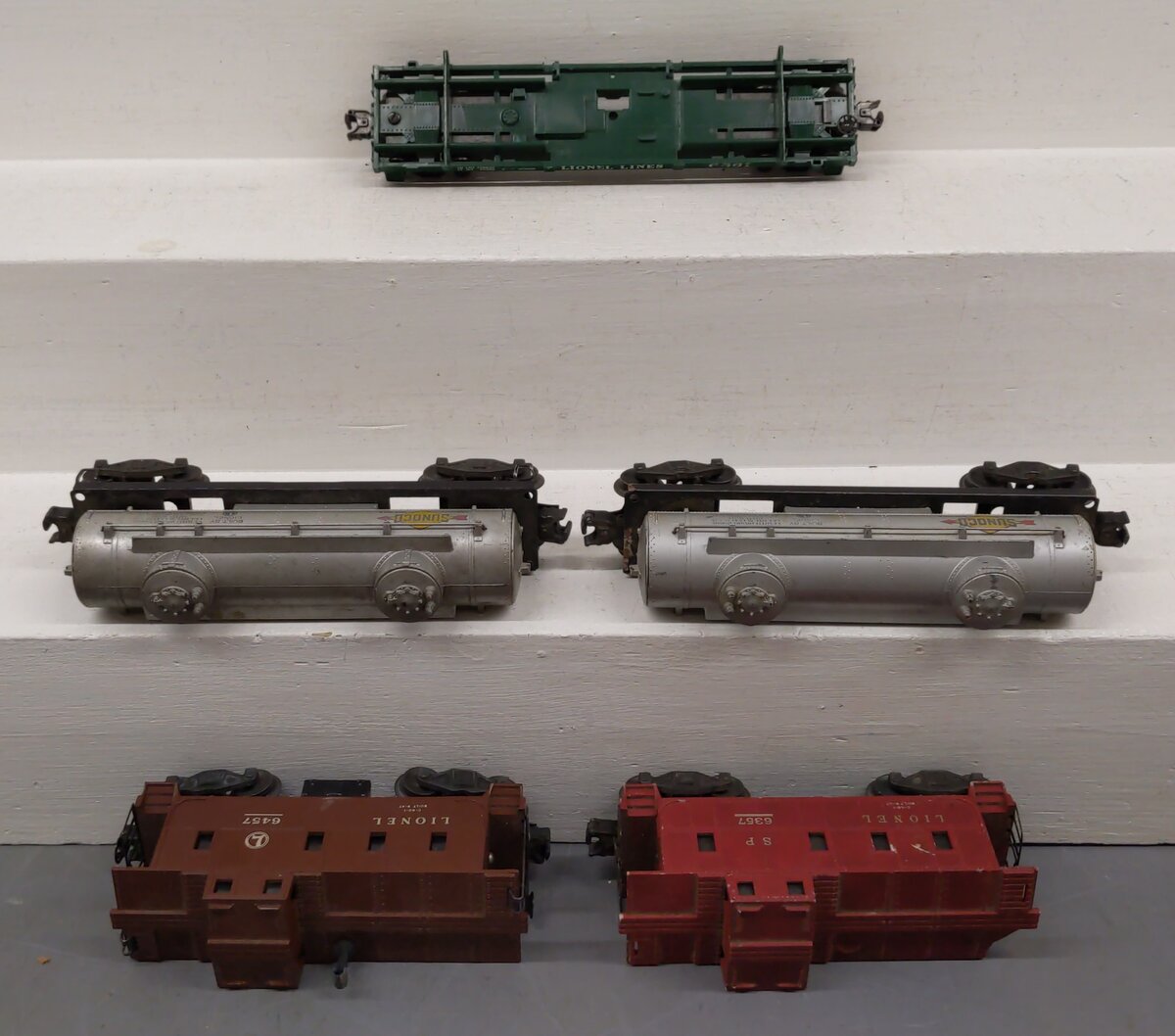 Lionel Vintage O Freight Cars: 6357, 6361, 6457, 6465, 6465 [5] VG
