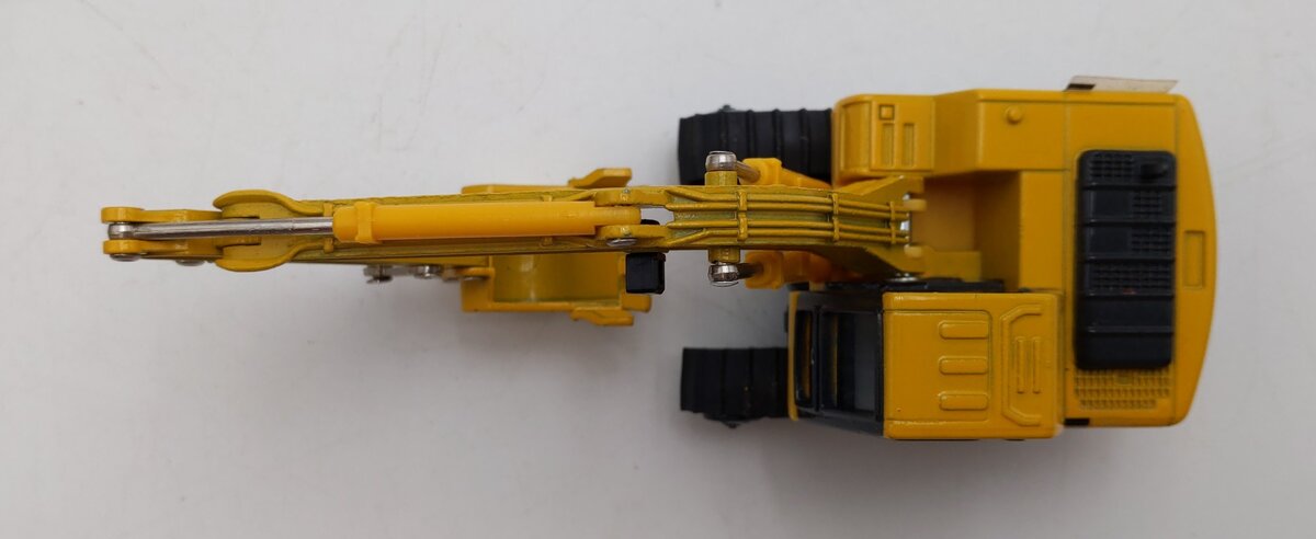 Komatsu 1:50 Scale Diecast Avance PC100 Shovel EX/Box