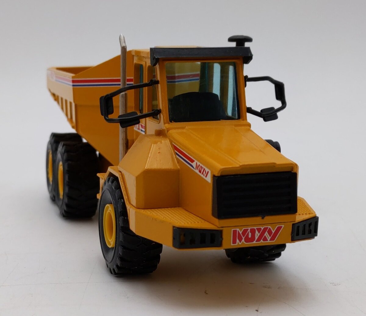 NZG 406/2 Modelle 1:50 Scale Diecast No.4062 Moxy MT  30 Dumper EX/Box