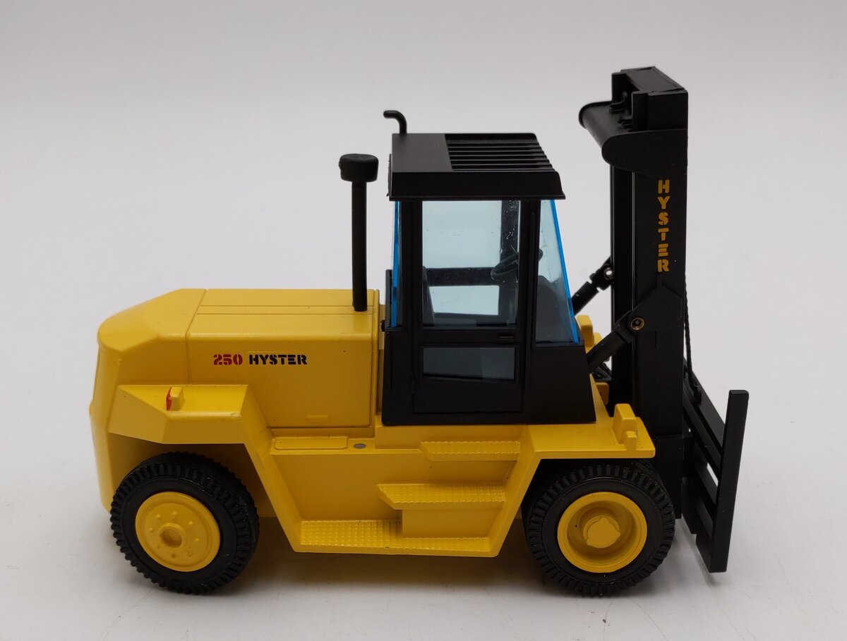 NZG 362 Modelle 1:30 Scale Diecast Hyster Metal Truck H250XL EX/Box
