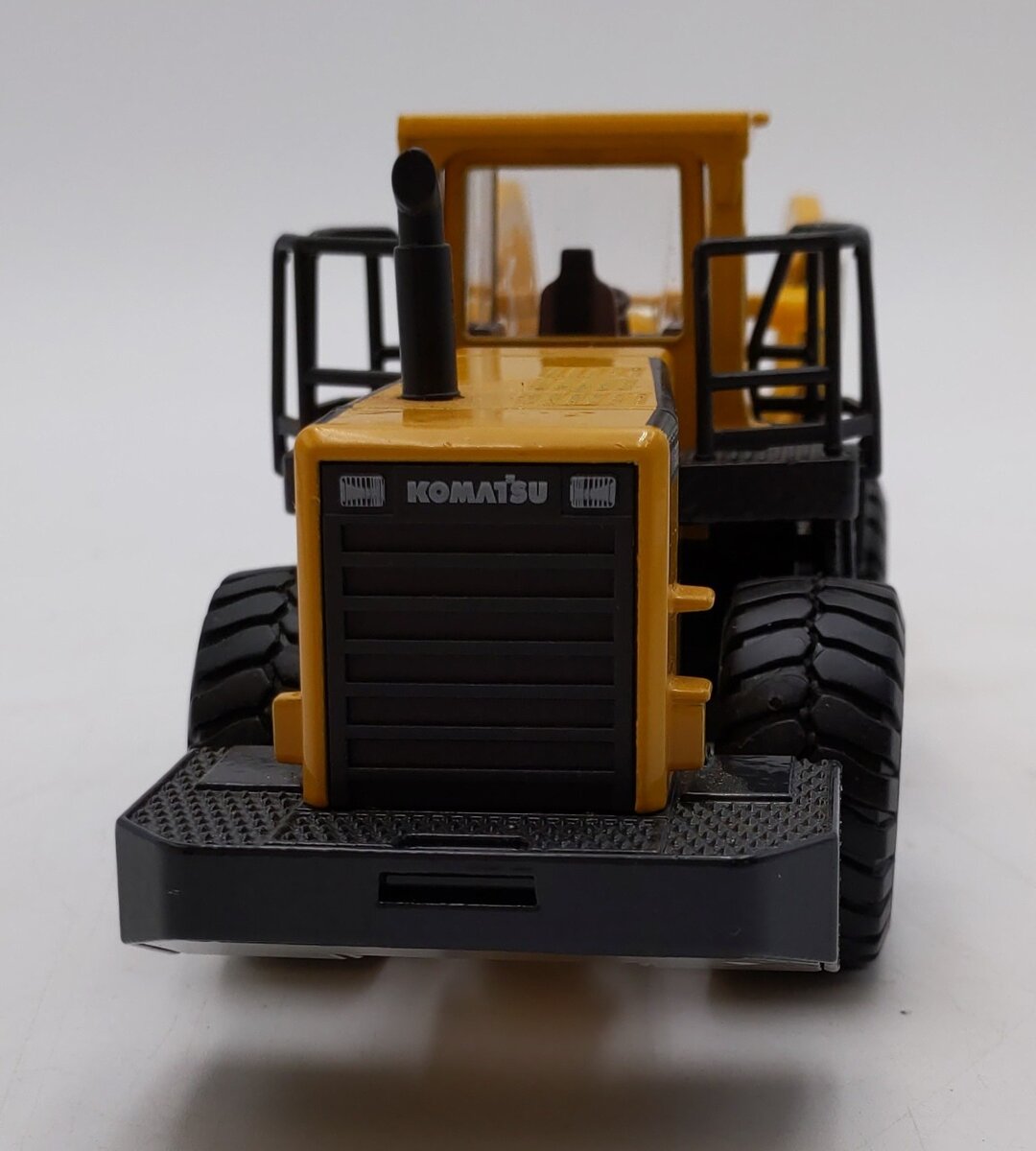 Joal 204 Komatsu 1:50 Scale Diecast WA600-3 Log Loader EX/Box