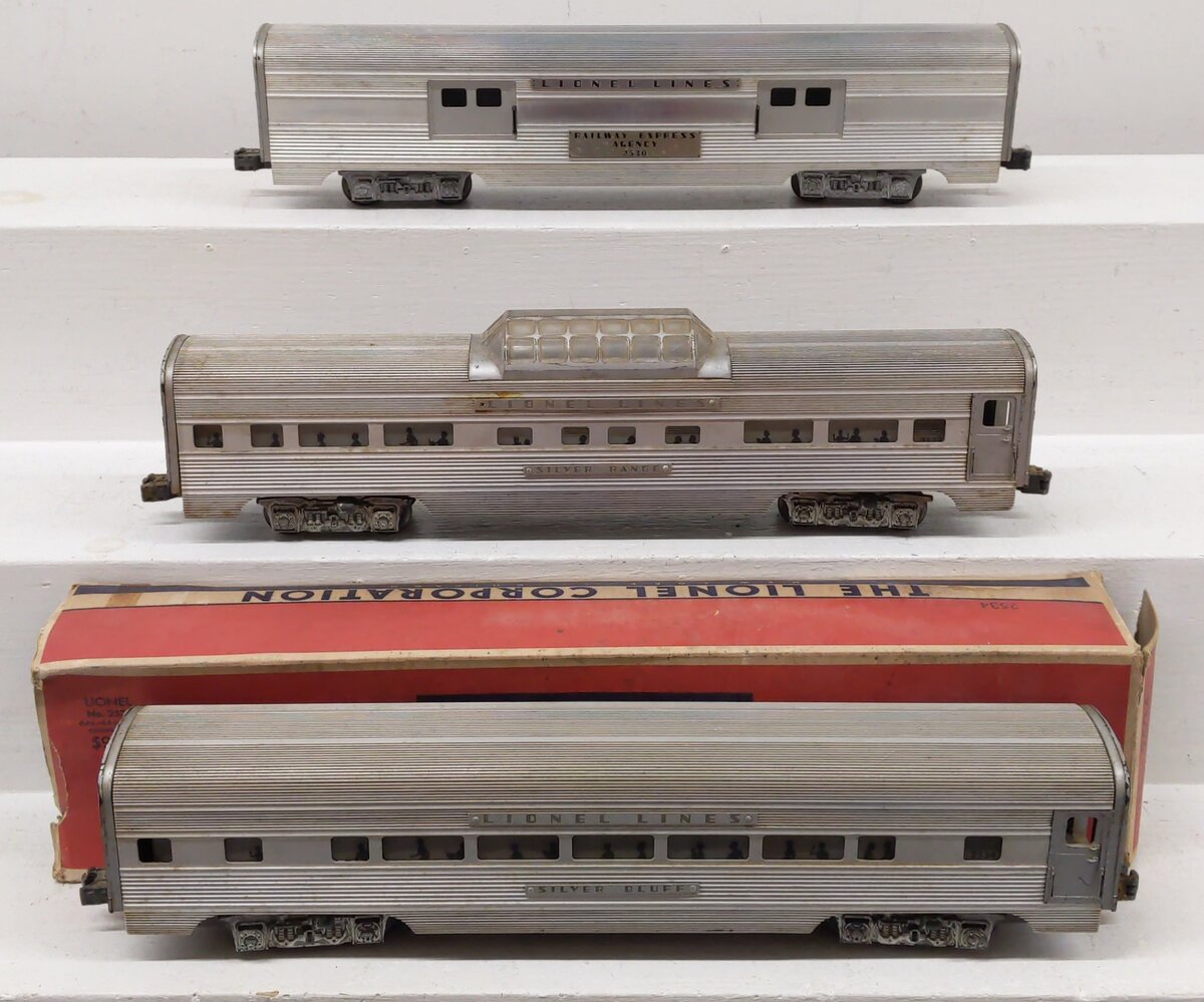 Lionel Vintage O Lionel Lines Aluminum Passenger Cars 2530, 2532, 2534 [3]