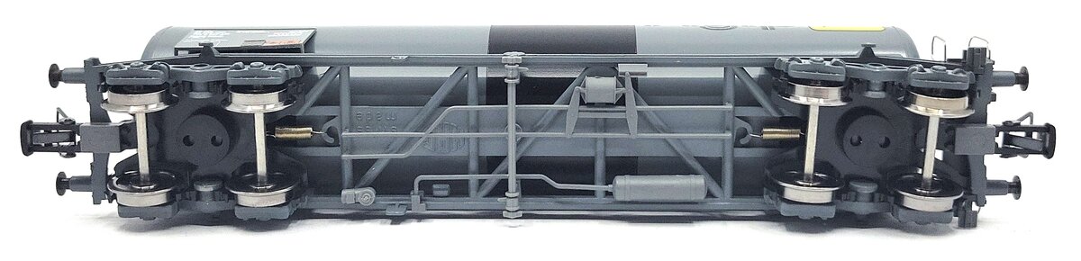 HAG 382 HO Scale SBB Agip Tank Car LN/Box