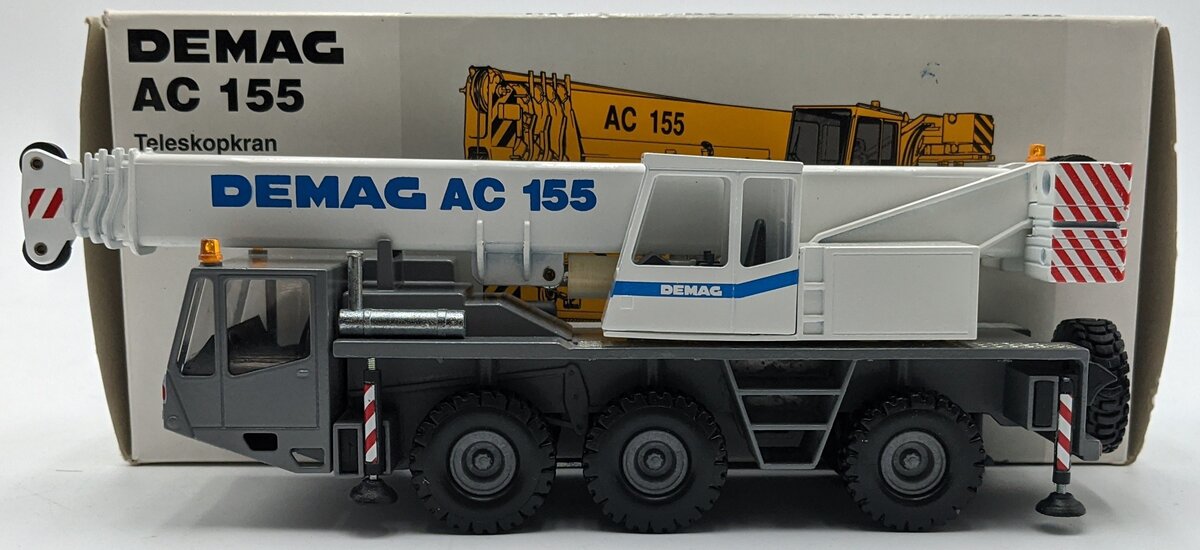 Conrad 2086 1:50 Scale Diecast Demag AC 155 Telesopic Crane NIB