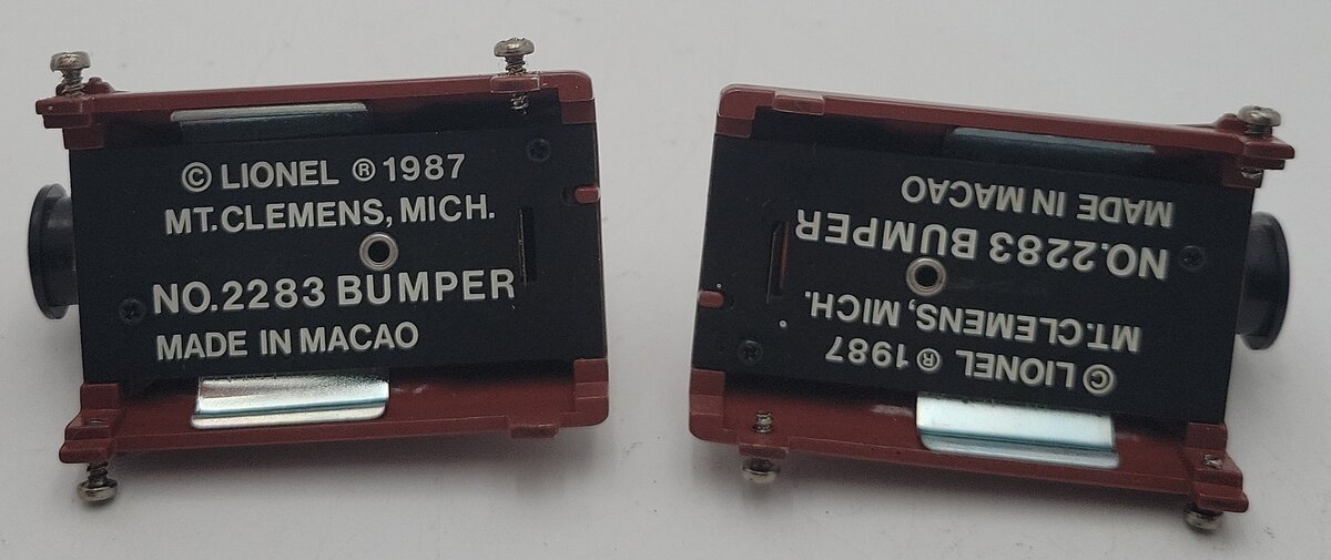 Lionel 6-2283 O/O27 Gauge Diecast Illuminated Bumpers (Set of 2) EX/Box