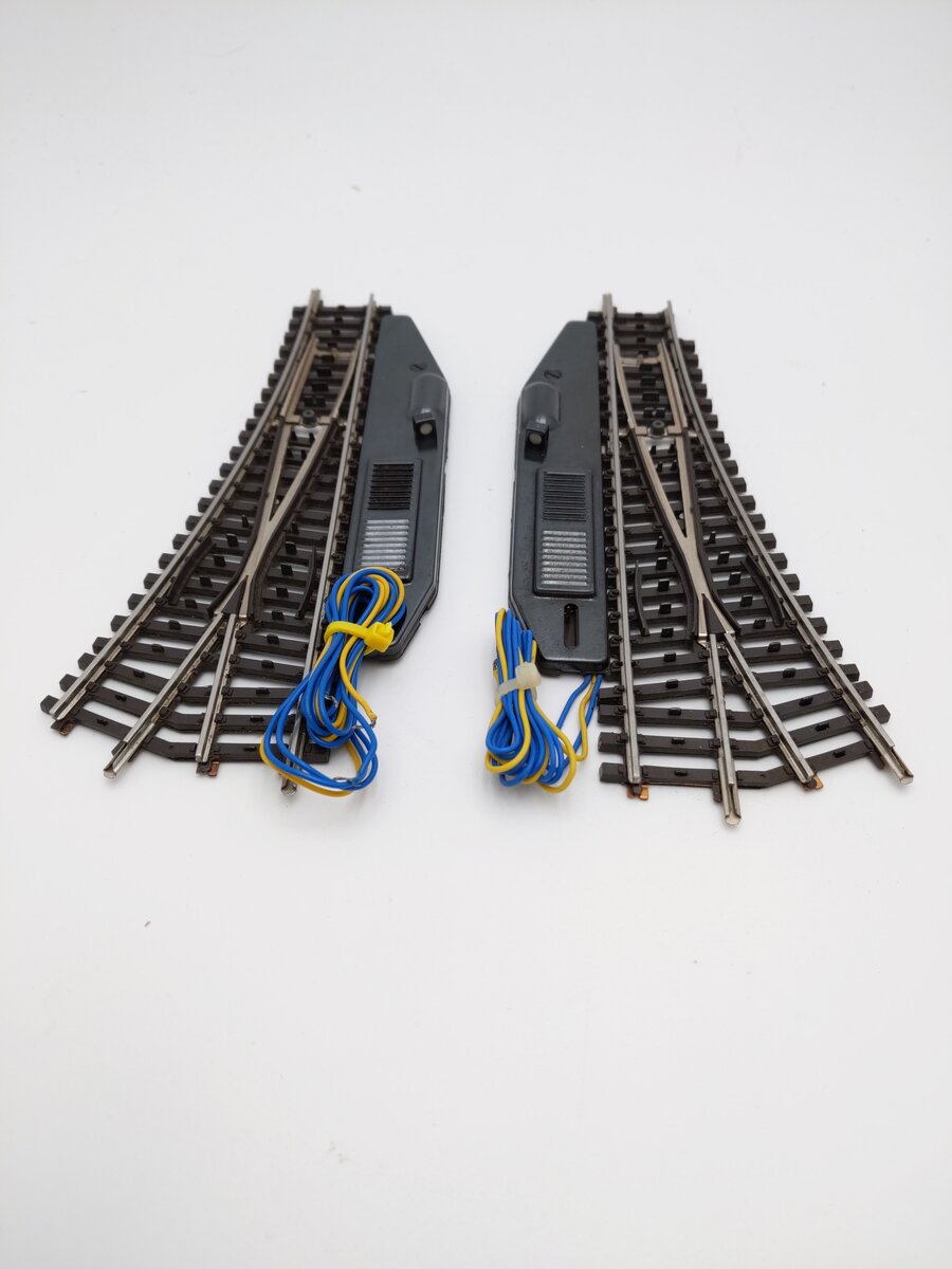 Marklin 2261 HO K Track Left & Right Hand Electric Turnout Switch Pair EX/Box