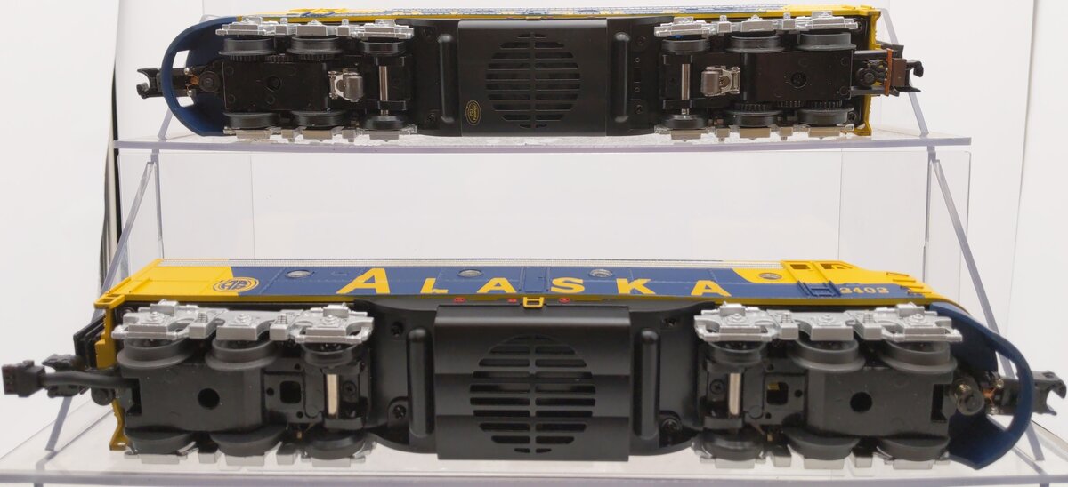 MTH 30-20393-1 O Gauge Alaska E-8 AA Diesel Engine Set w/ PRS 3.0 #2401, #2402 EX/Box