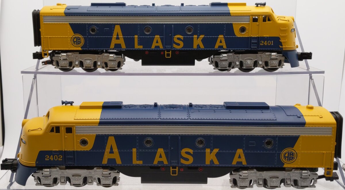 MTH 30-20393-1 O Gauge Alaska E-8 AA Diesel Engine Set w/ PRS 3.0 #2401, #2402 EX/Box